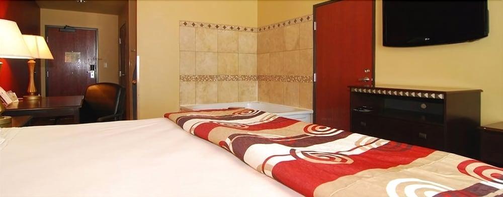 Quality Inn & Suites Buda Eksteriør billede